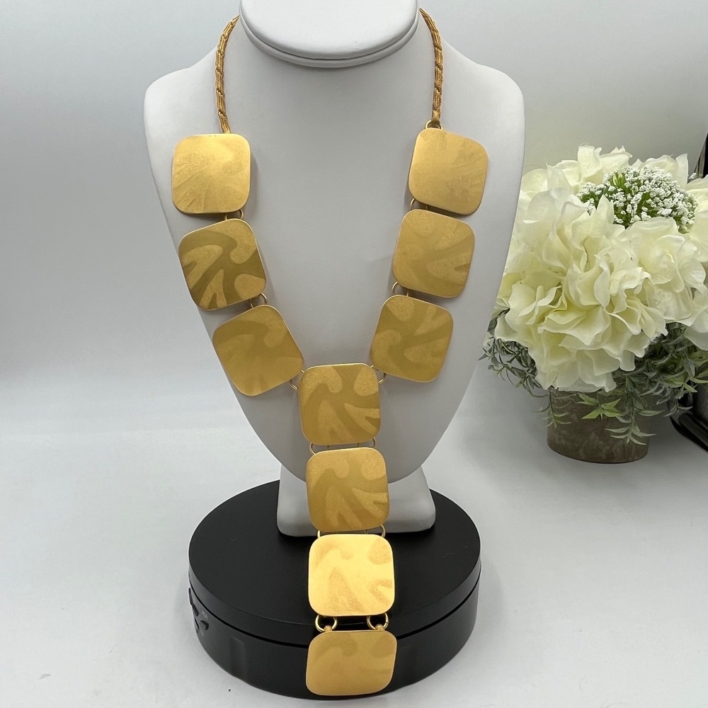 By Aris Egypto Gold Statement Necklace Geometric Matte Textured Lariat‎ Drop